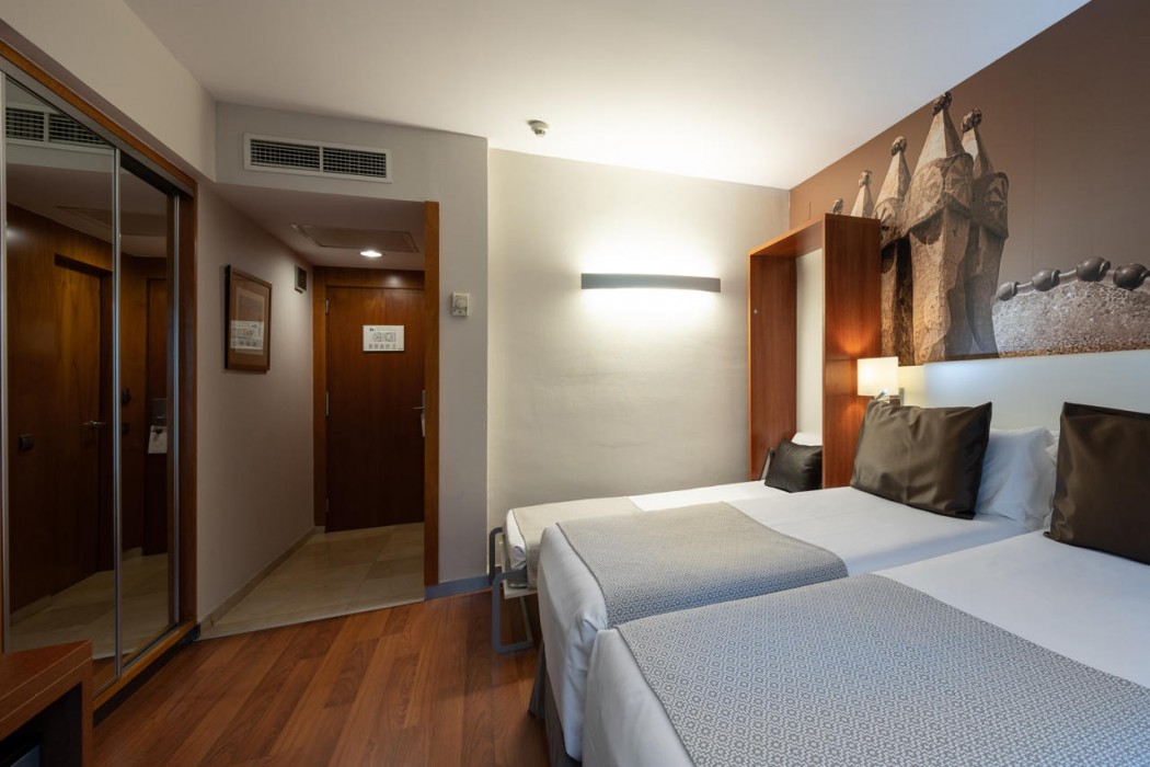 Hotel Catalonia Gracia 11/74
