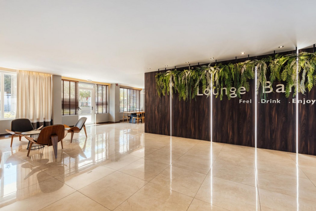 Alexandra Beach Resort & Spa 17/138