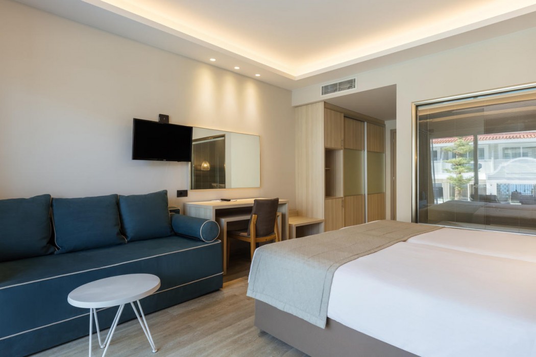 Alexandra Beach Resort & Spa 30/138
