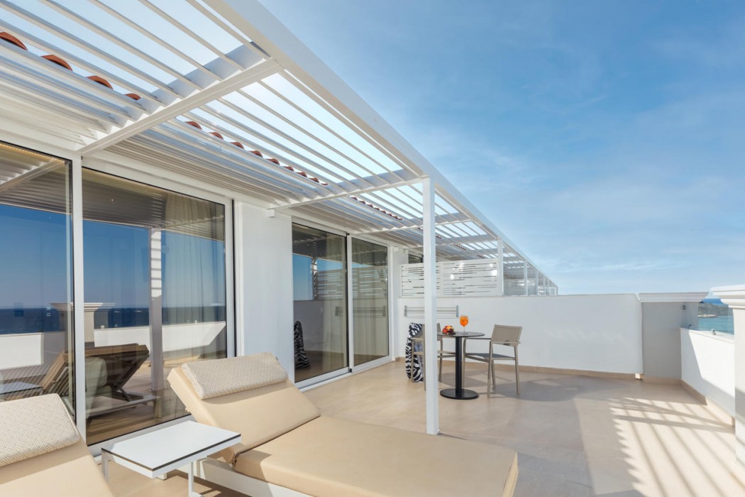 Alexandra Beach Resort & Spa 80/138