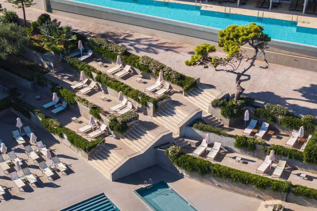 Alexandra Beach Resort & Spa 5/138