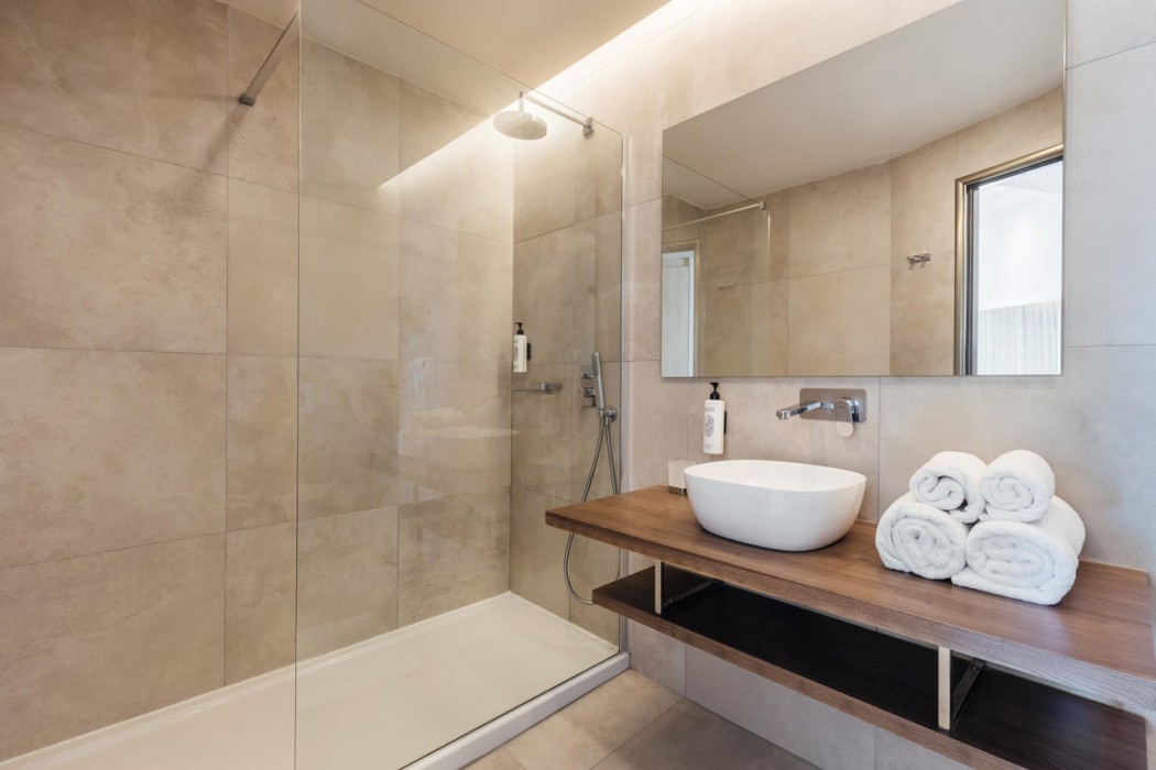 Alexandra Beach Resort & Spa 51/138