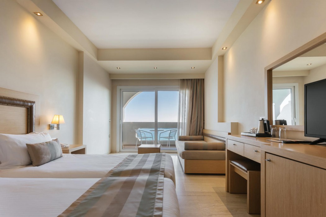 Alexandra Beach Resort & Spa 43/138