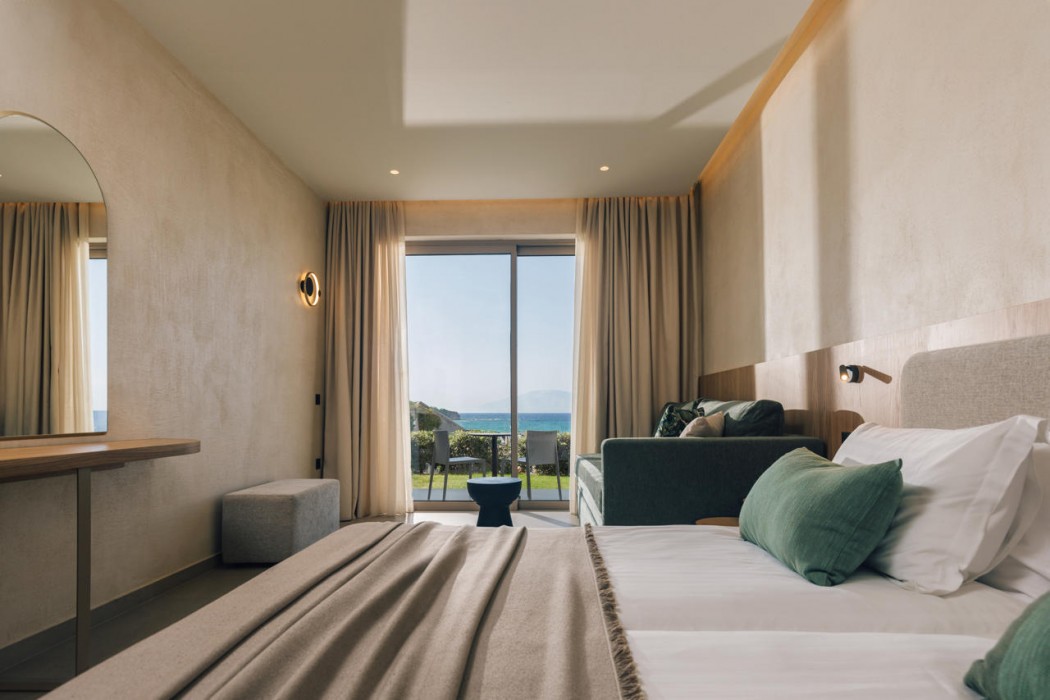 Alexandra Beach Resort & Spa 58/138
