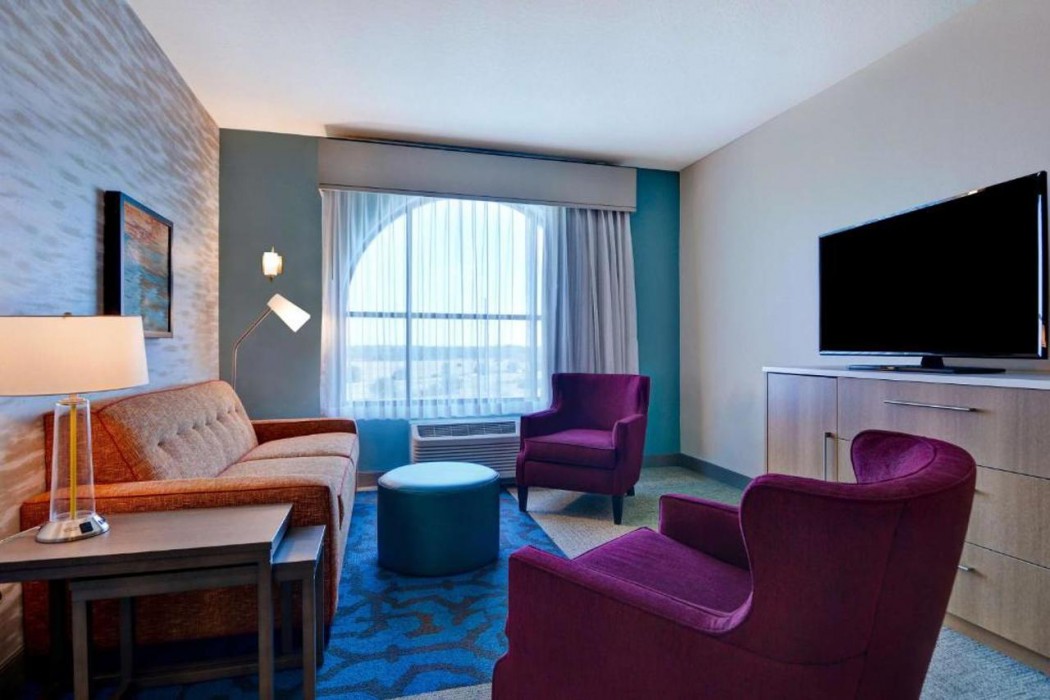 Home2 Suites by Hilton Orlando at Flamingo Crossings Town Center 15/48