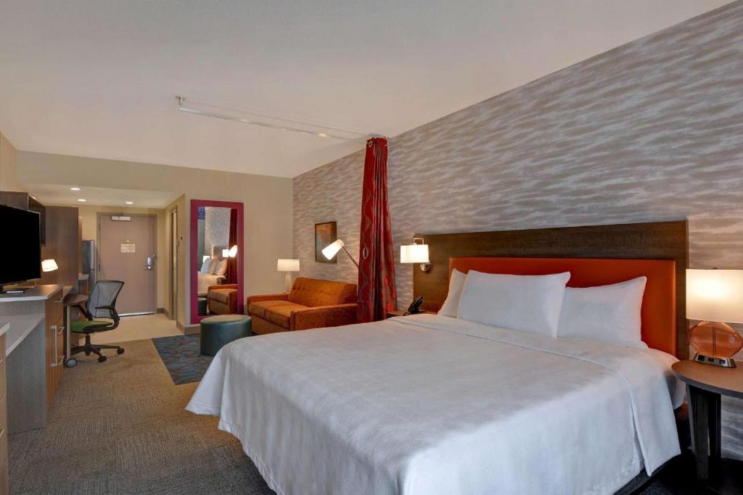 Home2 Suites by Hilton Orlando at Flamingo Crossings Town Center 17/48