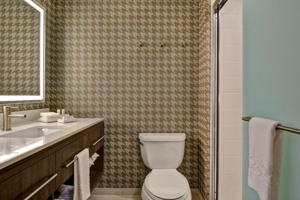 Home2 Suites by Hilton Orlando at Flamingo Crossings Town Center 21/48