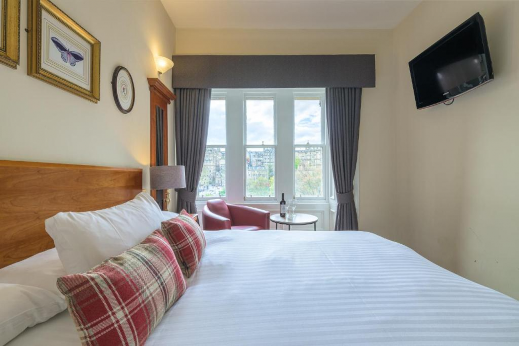 Old Waverley Hotel 10/47
