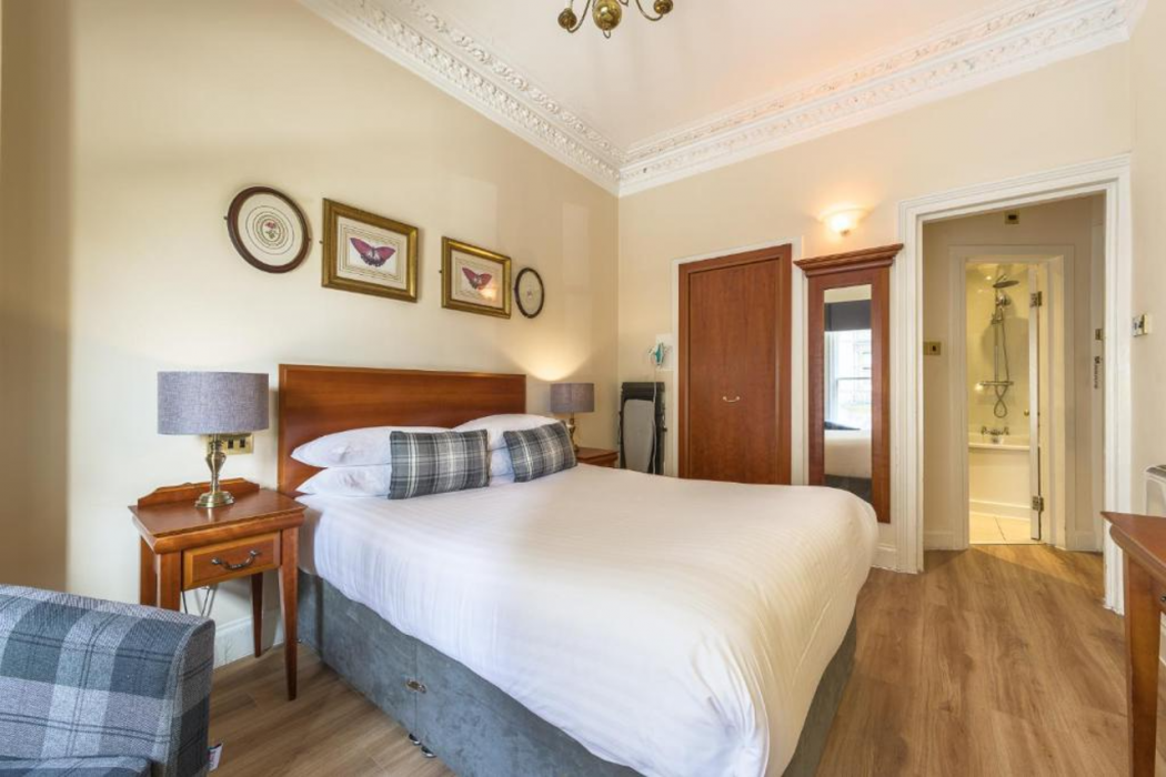 Old Waverley Hotel 13/47