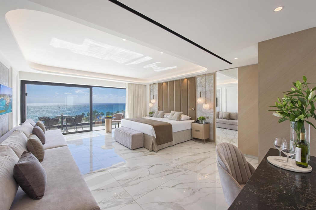 Adams Beach Hotel and SPA 18/75