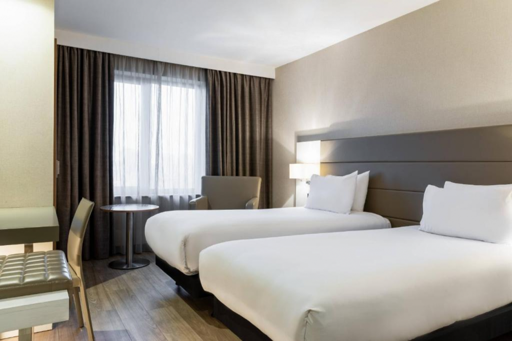AC Hotel Manchester Salford Quays 7/39