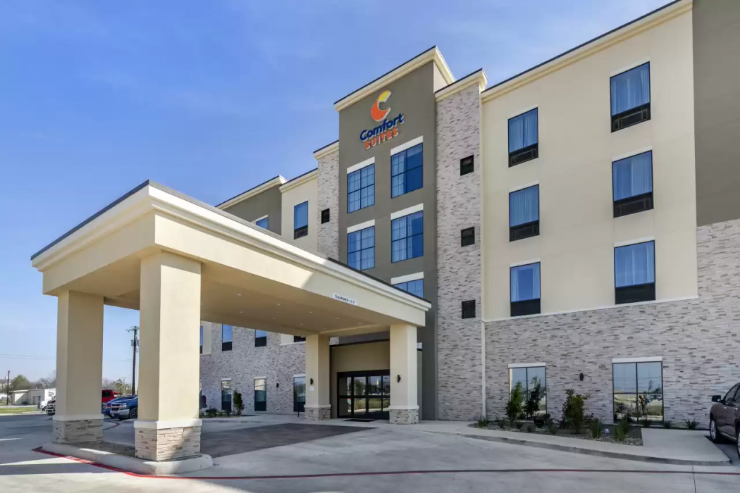 Comfort Suites San Antonio Ft. Sam Houston/SAMMC Area 2/25