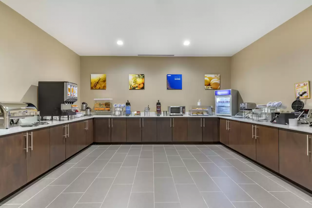 Comfort Suites San Antonio Ft. Sam Houston/SAMMC Area 13/25