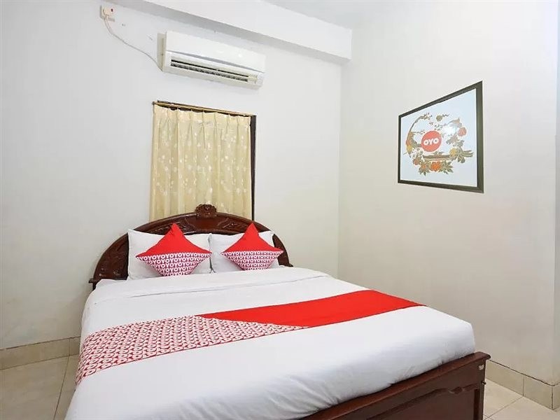 OYO 586 Hotel Wijaya 50/72