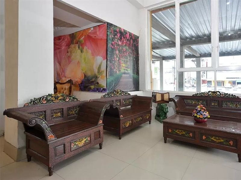 OYO 586 Hotel Wijaya 35/72