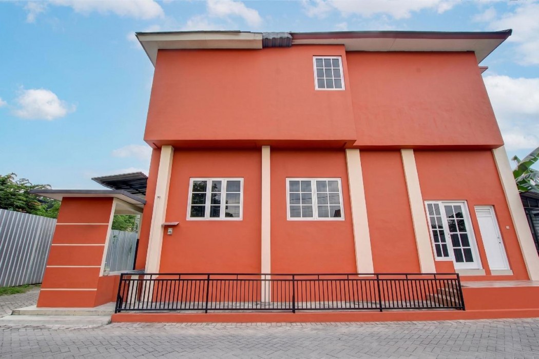 Collection O near Plaza Ambarukmo formerly Artha Ambarukmo Exclusive in Catur Tunggal