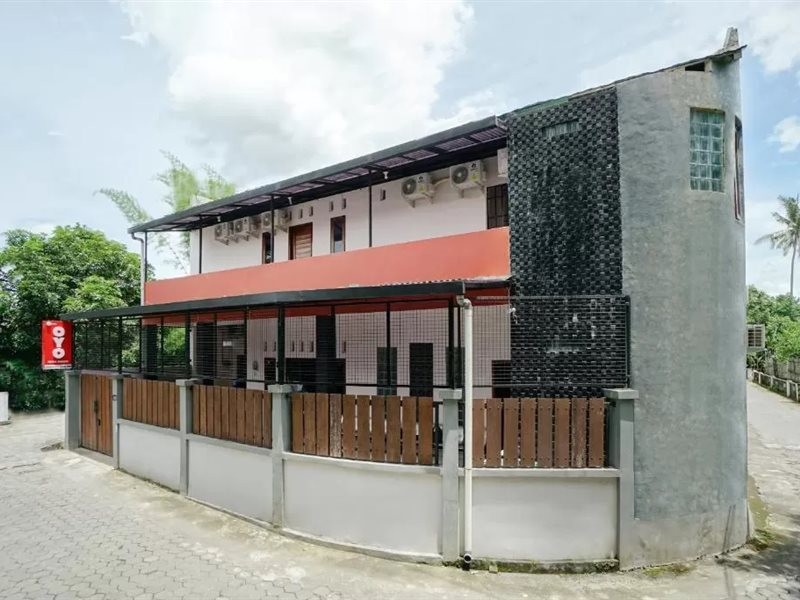 OYO 3006 Falisha Homestay Syariah 13/21