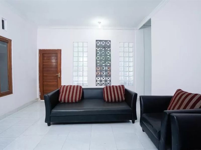 OYO 3006 Falisha Homestay Syariah 15/21