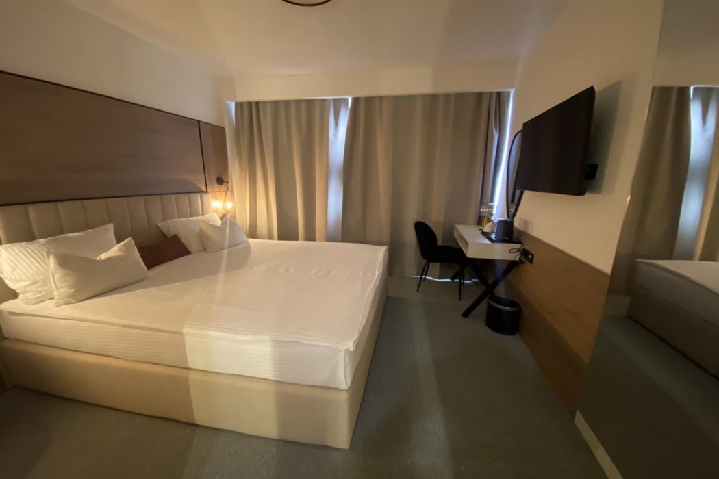 Room at Grand Sarajevo, SARAJEVO