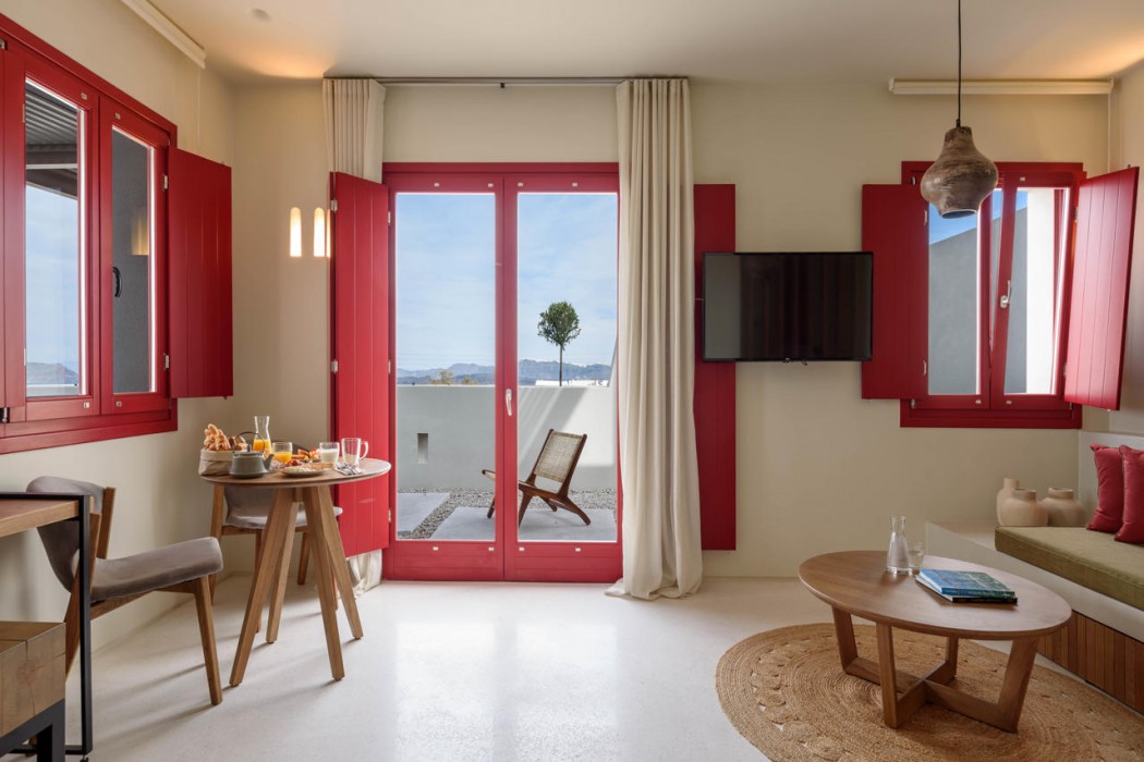 Potnia Theron Suites 14/79