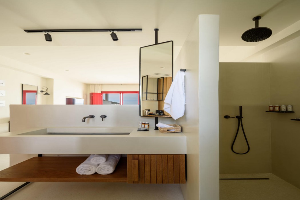 Potnia Theron Suites 17/79