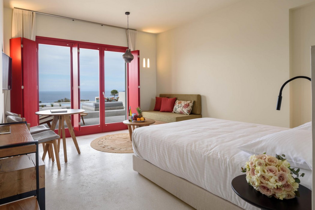 Potnia Theron Suites 13/79