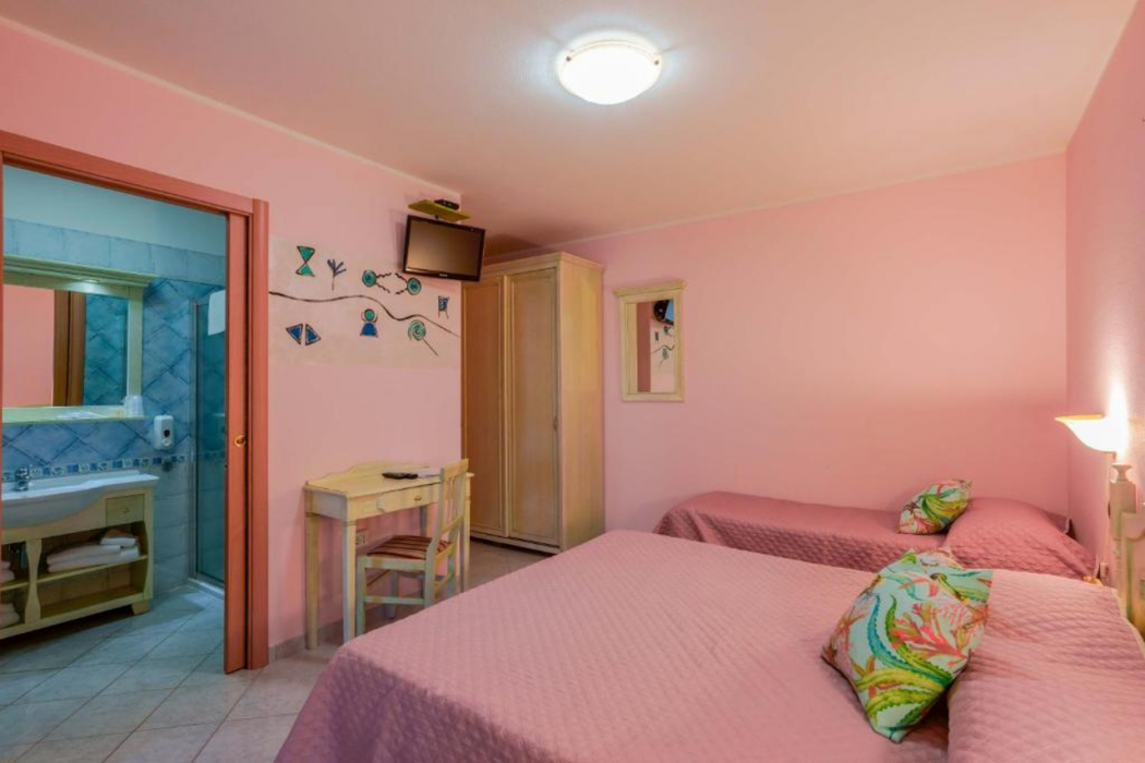 Hotel Solanas 14/63
