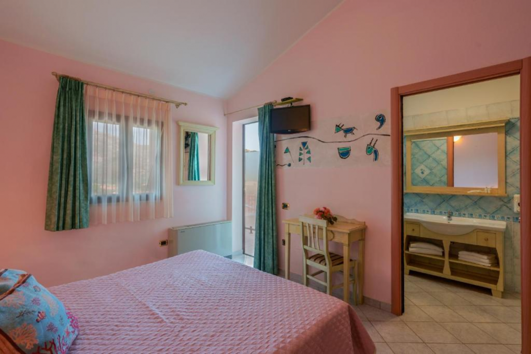Hotel Solanas 17/63
