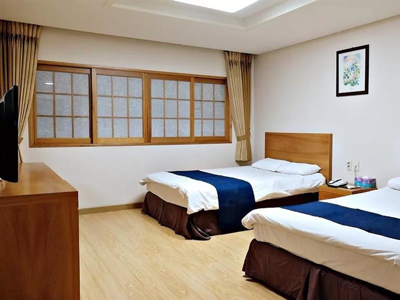 Jeju Parkside Hotel 29/65