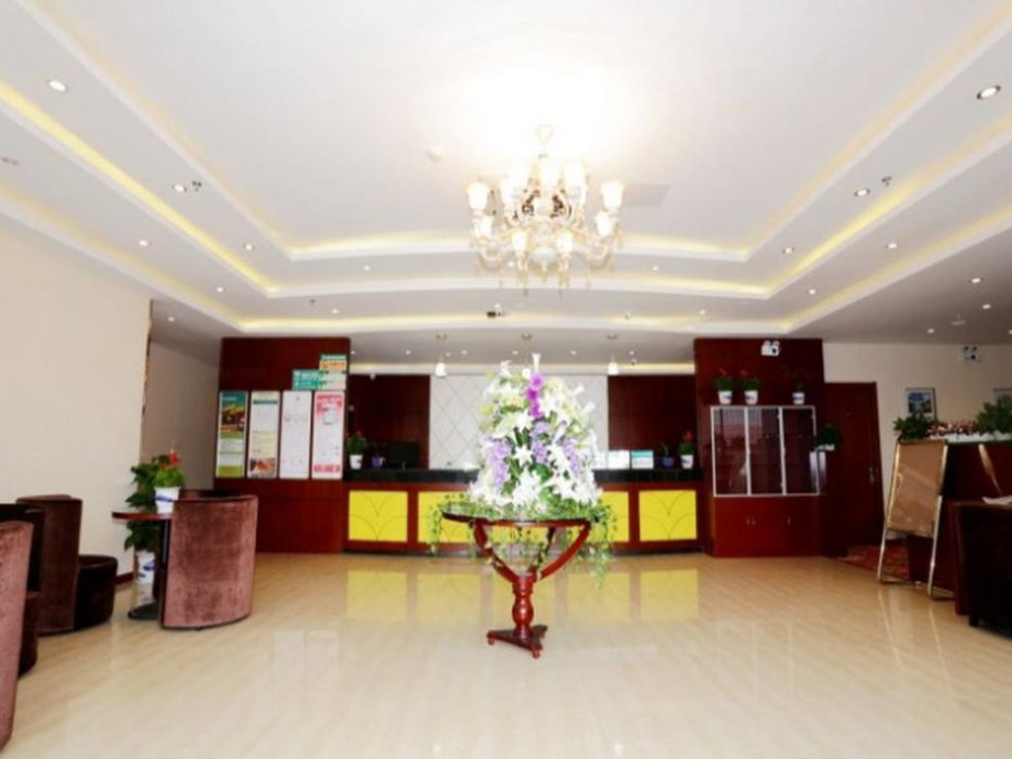GreenTree Inn Jiangsu Nanjing Maqun Street Communication Technician Insititution Shell Hotel 1/36
