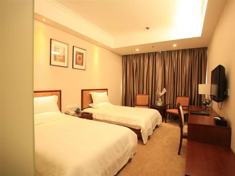 Greentree Inn Qinhuangdao Changli County Railway S 28/57