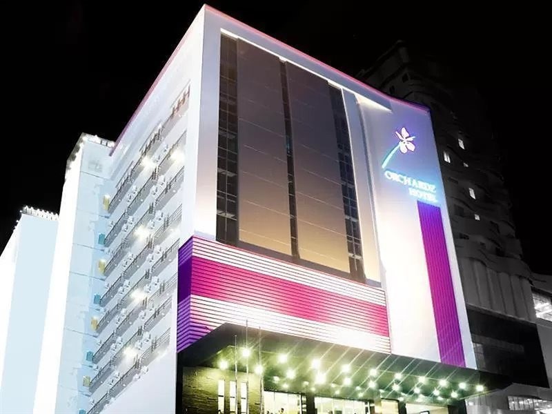Orchardz Hotel Gajah Mada 10/25