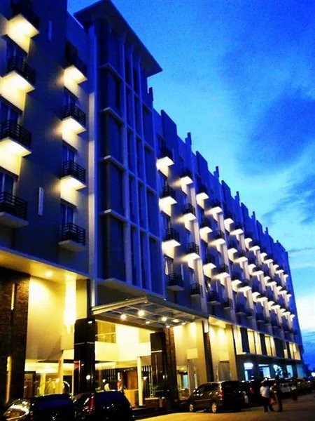 Orchardz Hotel Ayani 7/41