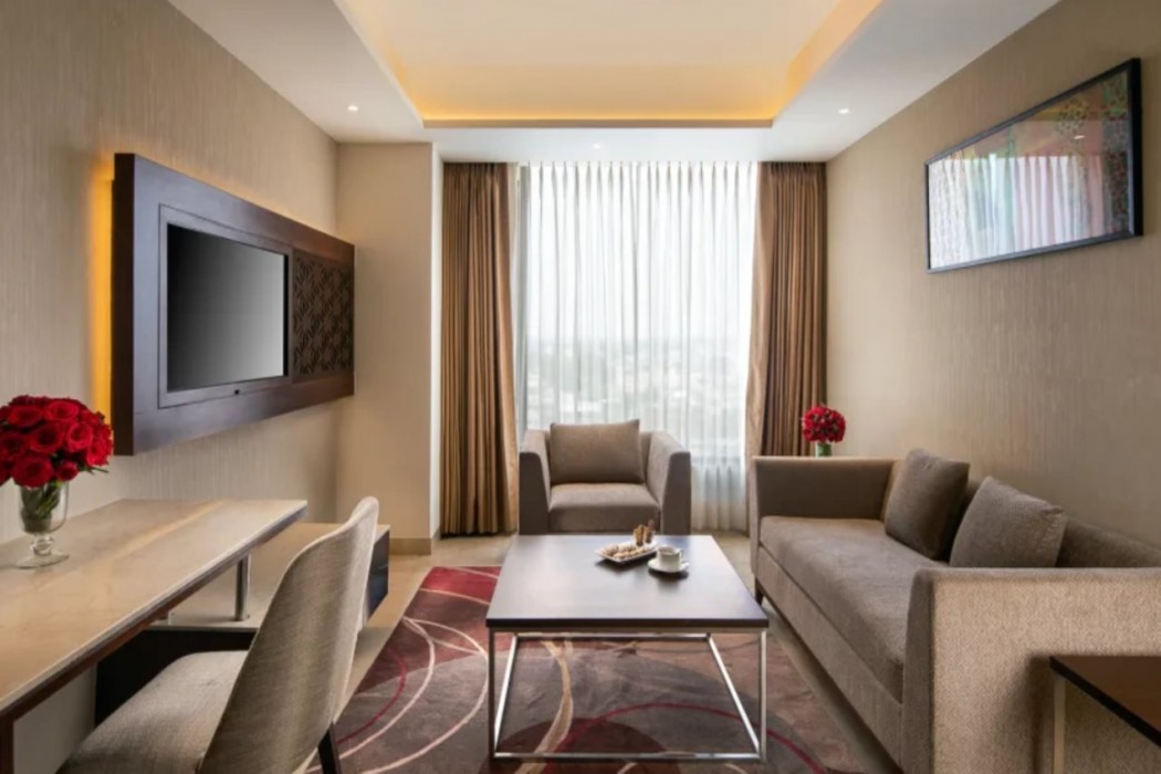 Nirvana Sarovar Portico Gorakhpur 25/62