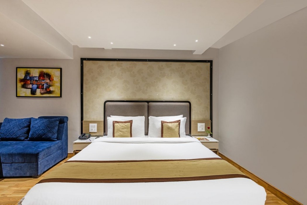 Sterling Legacy Shimla 30/69