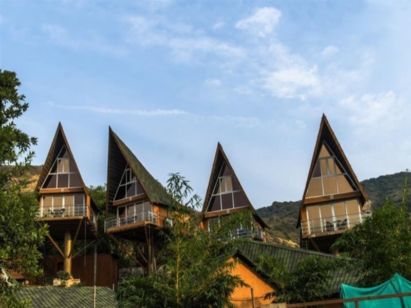 Rumourss Sky Villa and Resort 8/23