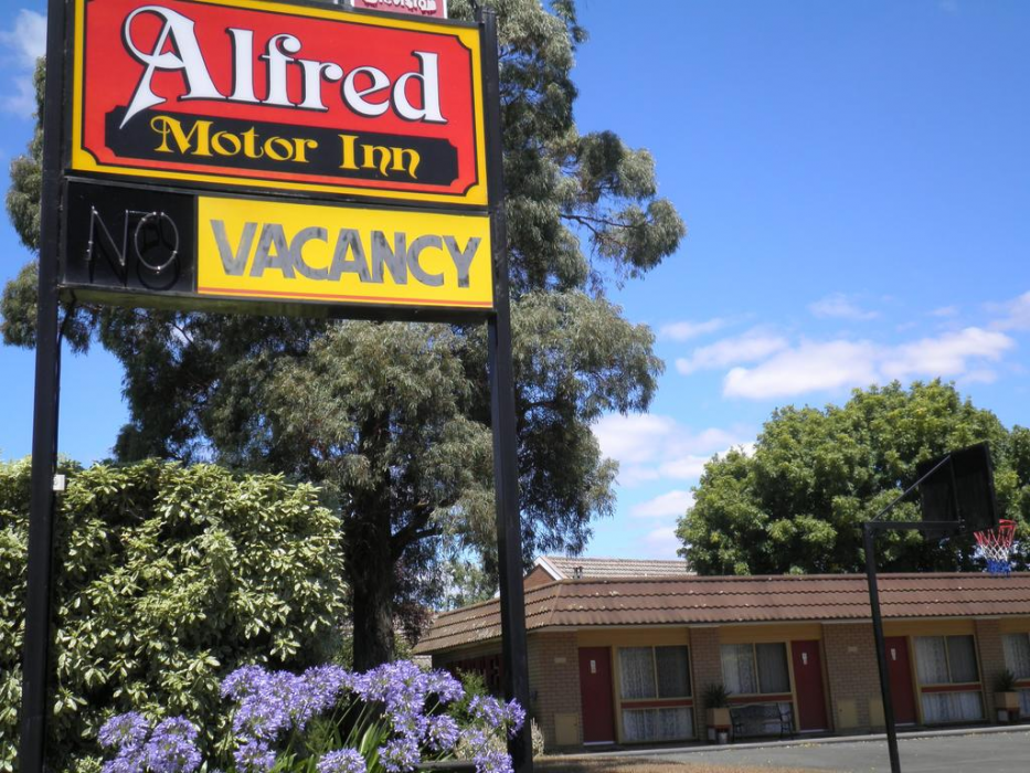 Alfred Motor Inn 1/34