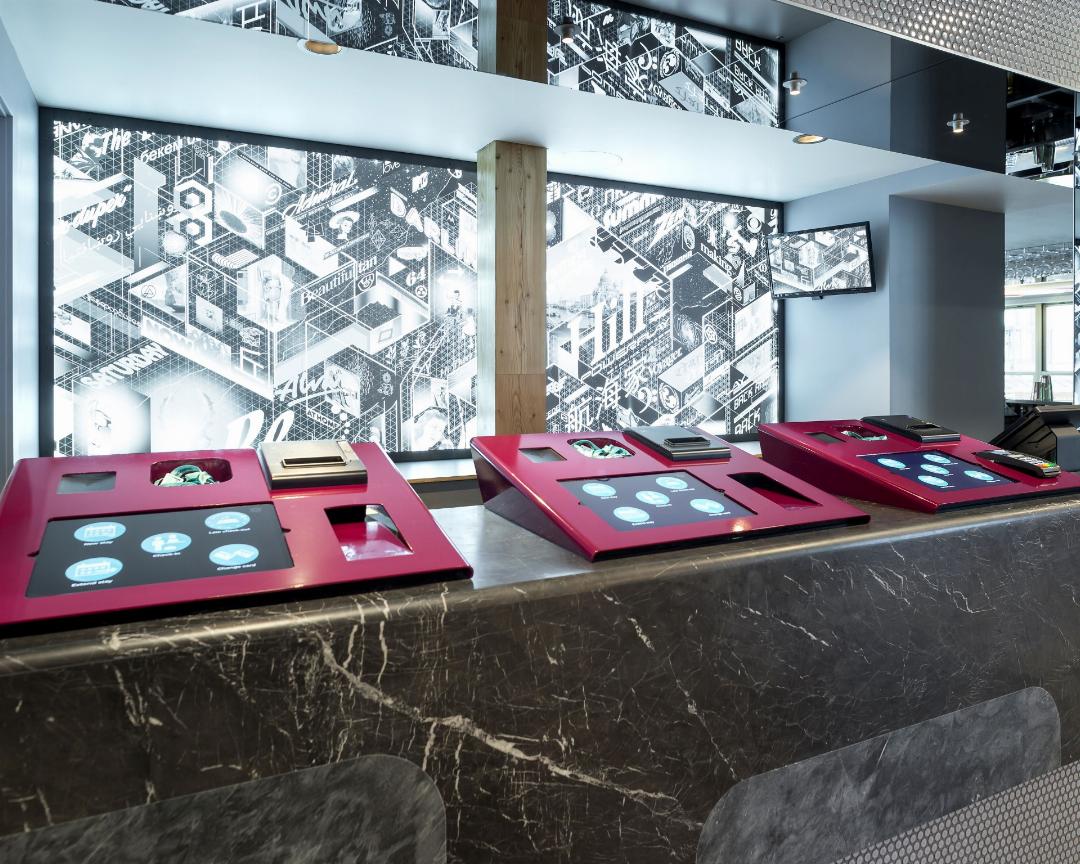 Pangea Pod Hotel 9/50