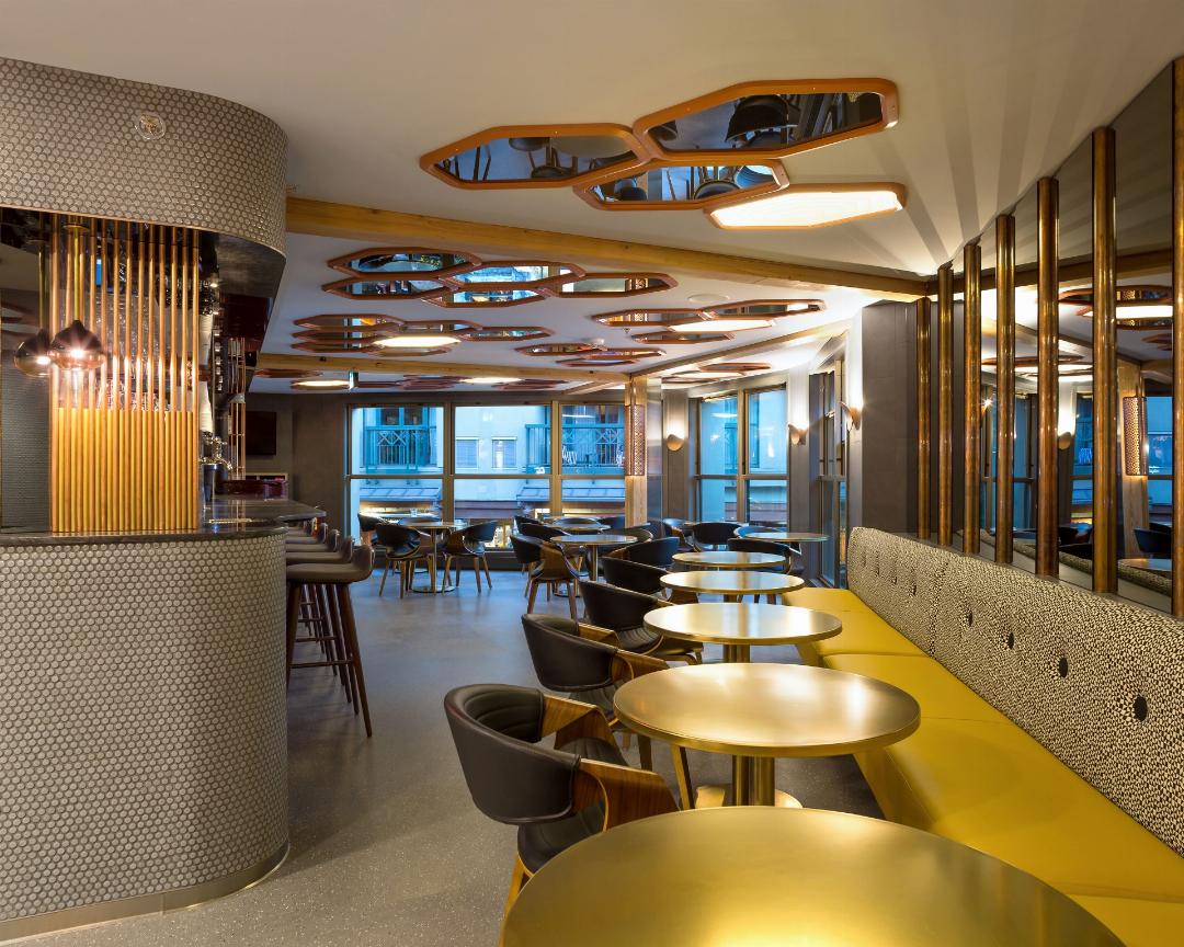 Pangea Pod Hotel 22/50