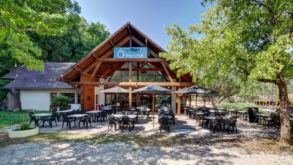 Le Village des Oiseaux in Motz
