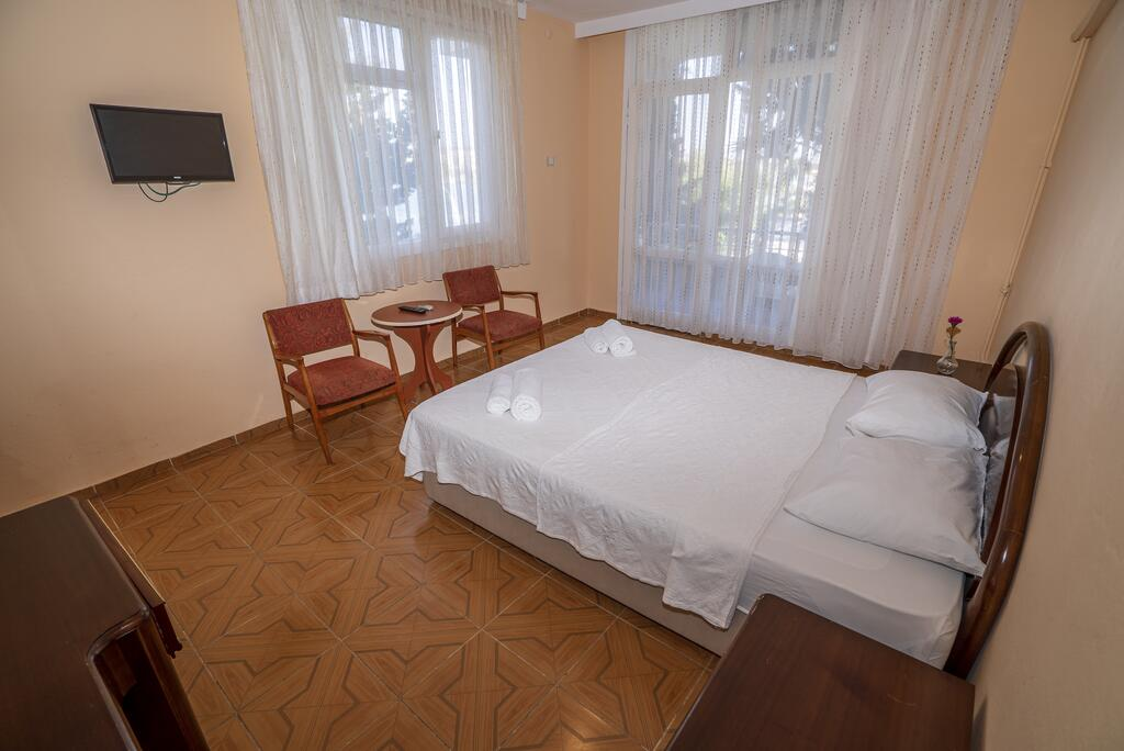 SIFNE TERMAL HOTEL 12/55