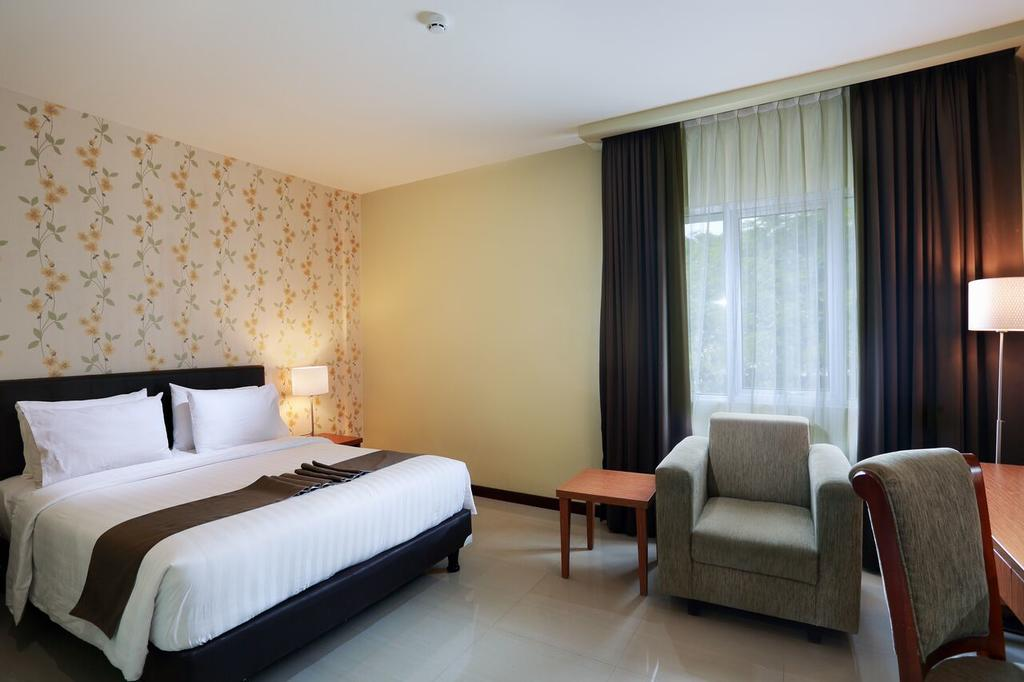 IPB Hotel And Convention Center 10/30