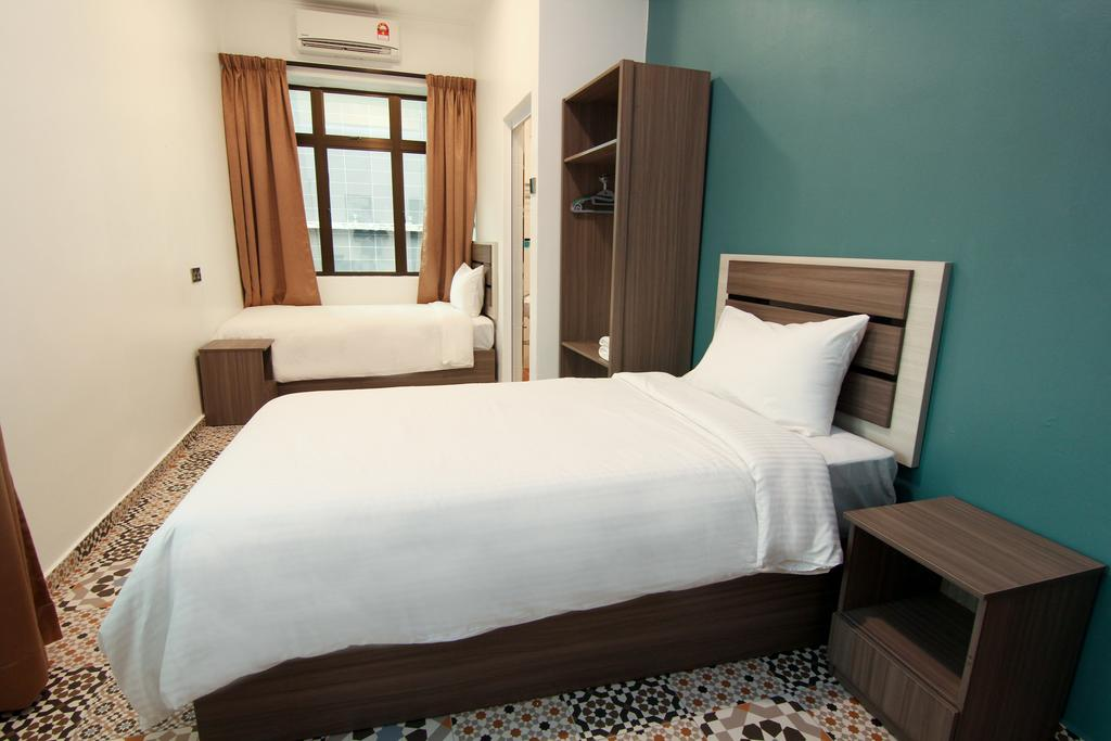 Pearl Inn 9/54