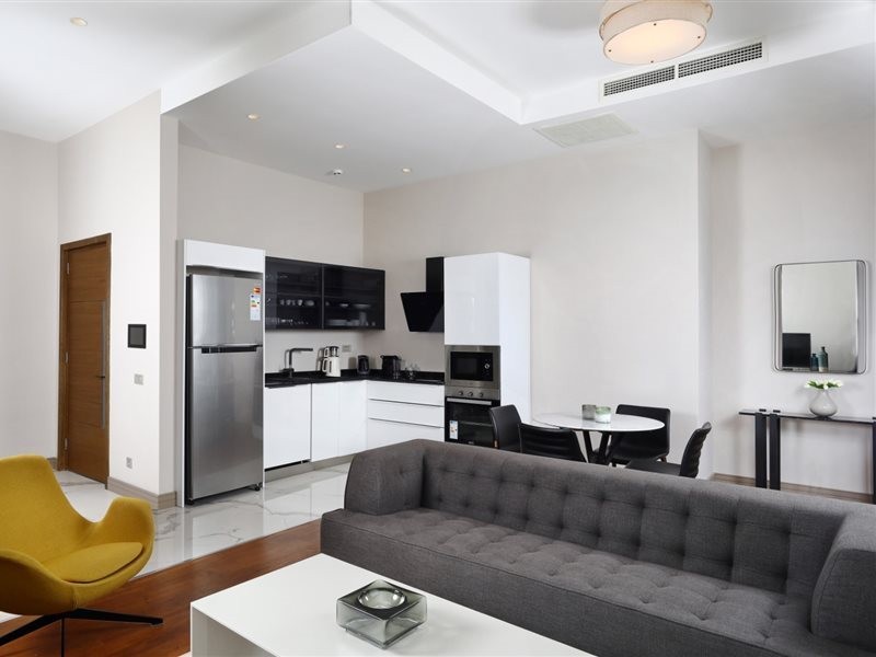 Mare Deluxe Residences and Villas 24/57