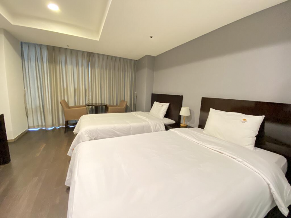 Suncloud Hotel 8/50