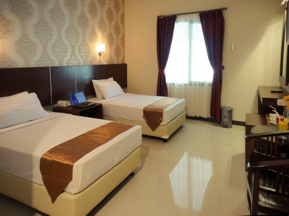 Hotel Gerbera 8/40