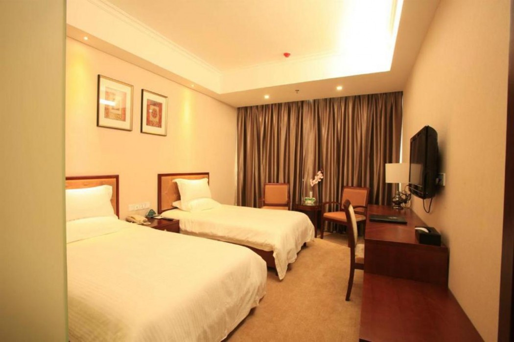 GreenTree Inn Chengde Railway Station Southeast Chengde Century City Business Hotel 10/60