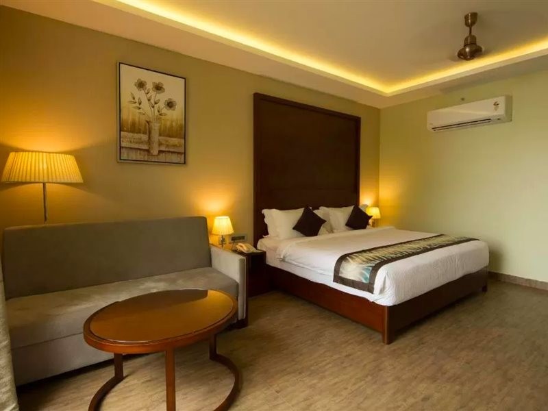 Meridian Bay Resort and Spa Kundapur 12/53