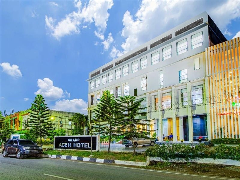 Grand Aceh Hotel 6/15