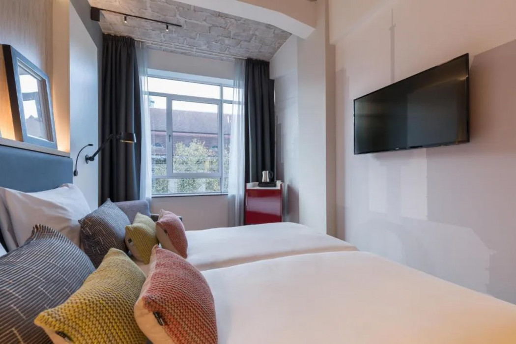 Postillion Hotel Rotterdam City Centre 7/17